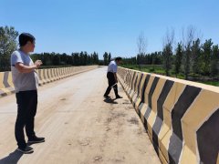 聊城市徒駭河馬頰河防洪治理工程莘縣境內(nèi)為徒駭河、馬頰河兩條線路，河道軸線距離共81KM，共有建筑物51座：橋梁16座，排水閘35座（其中7座維修）。目前，莘縣境內(nèi)新建或改建建筑